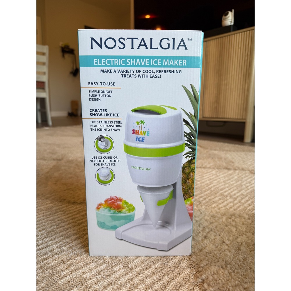 Nostalgia Electric Shave Ice Maker Snow Cone Machine White Green New in Box
